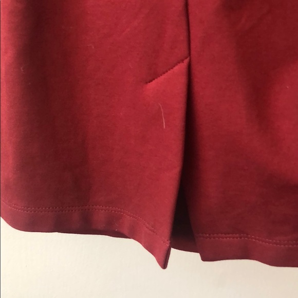 Fitted red midi-dress - Picture 3 of 5